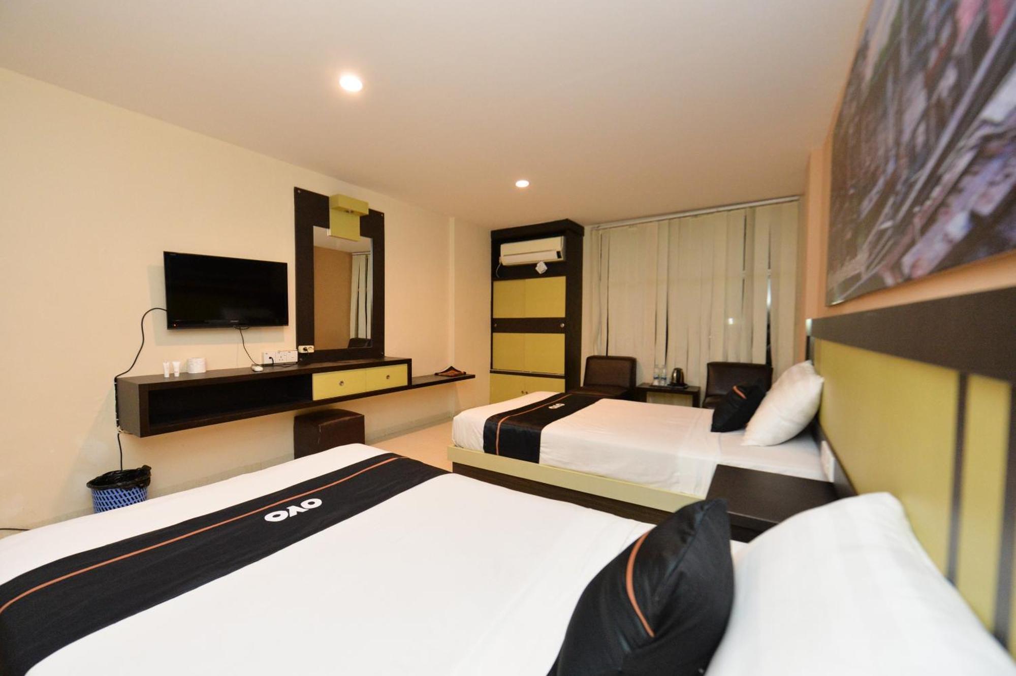 Oyo 2487 Sampurna Jaya Hotel Tanjung Pinang Exterior photo