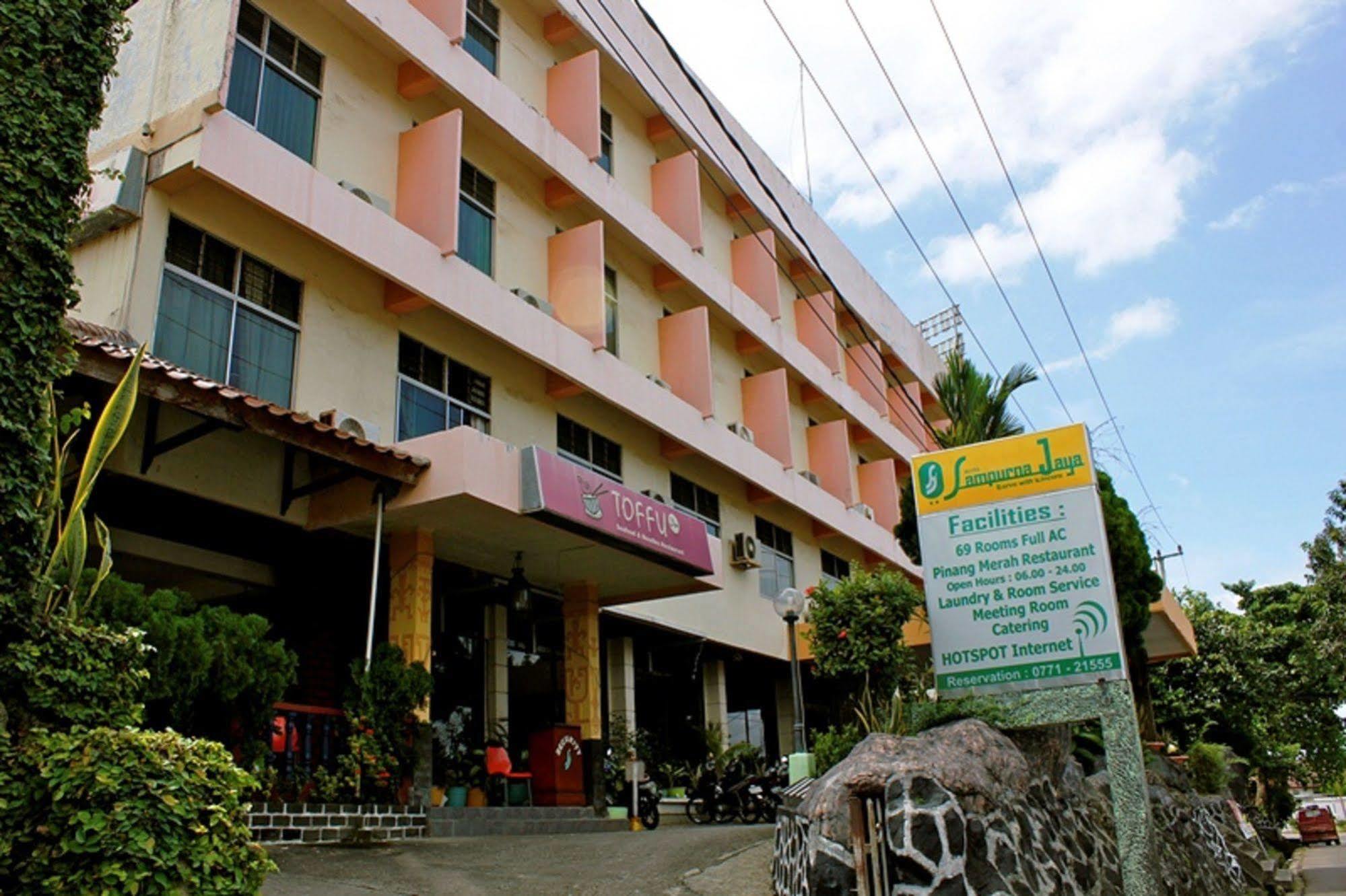 Oyo 2487 Sampurna Jaya Hotel Tanjung Pinang Exterior photo